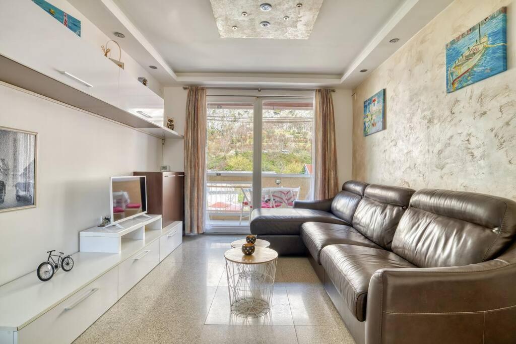 Cozy Nest Apartment- Central And Seaboard With Elevator Котор Экстерьер фото